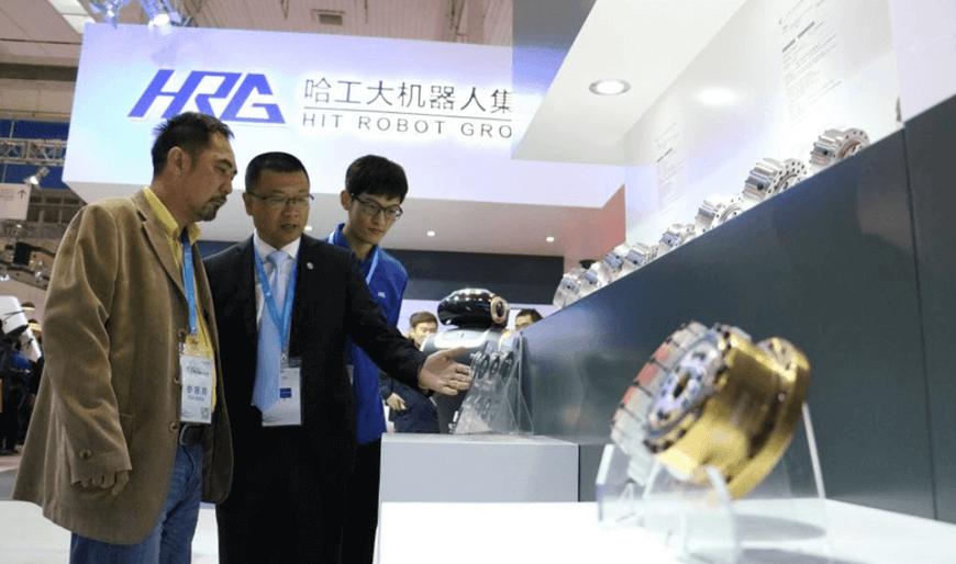 罗茨风机资讯_热烈：毓工大机器人集团子公司山东哈工智能入股我公司